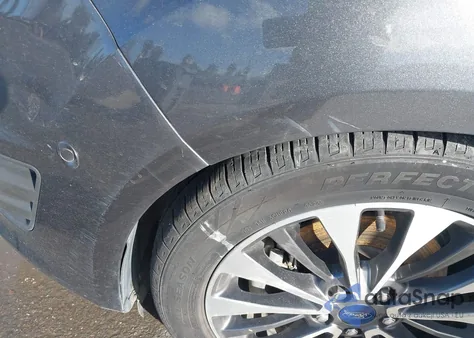 2017 Ford C-Max Energi Titanium из США, поврежденный, VIN 1FADP5FU7HL112640